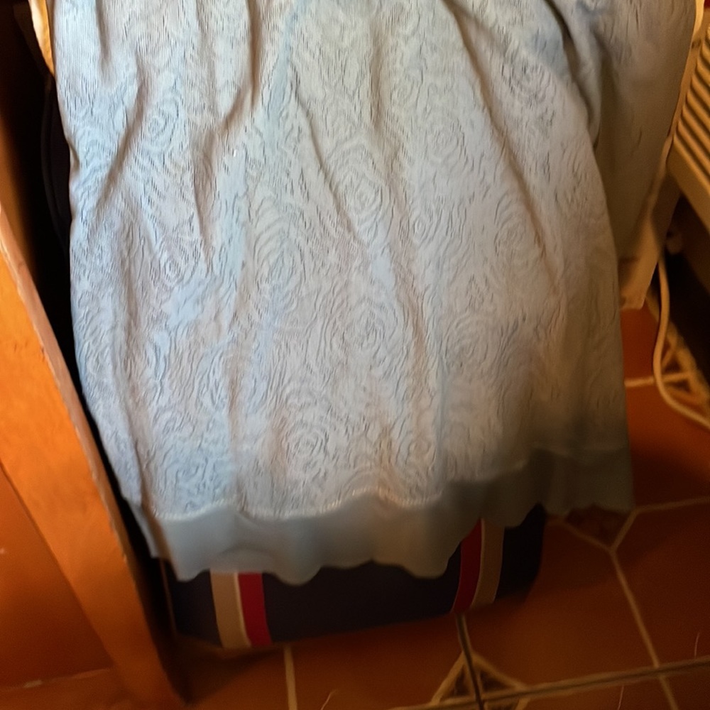 Tunic - Picture 2 of 5